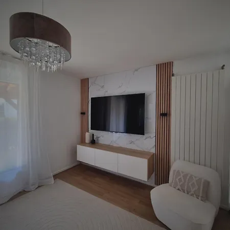 Maison Individuelle Avec Sa Piscine Privée Villa *