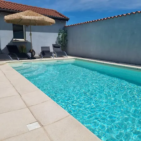 Maison Individuelle Avec Sa Piscine Privée