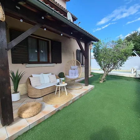 Maison Individuelle Avec Sa Piscine Privée * Clermont-Ferrand