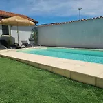 Villa Maison Individuelle Avec Sa Piscine Et Son Jacuzzi Prives *