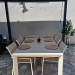 Villa Maison Individuelle Avec Sa Piscine Et Son Jacuzzi Prives *